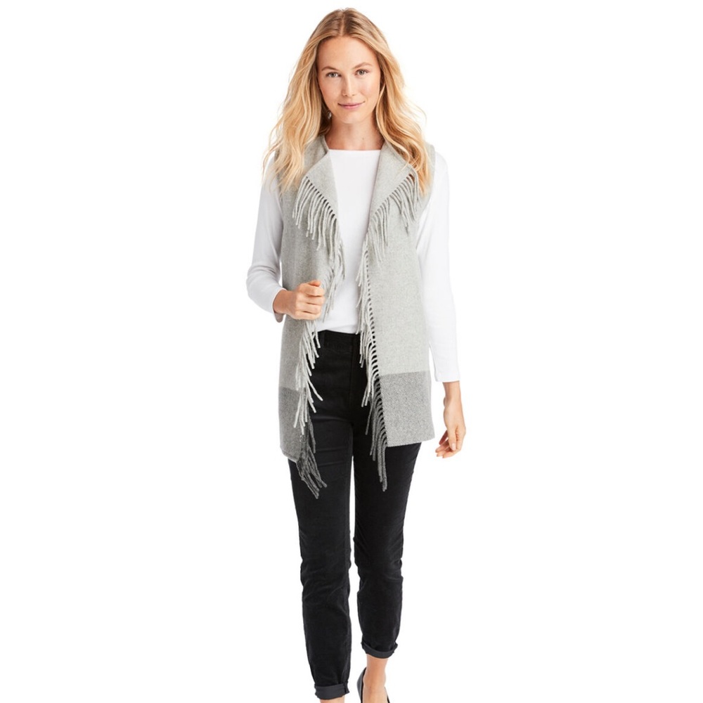 Vineyard vines open front fringe vest
